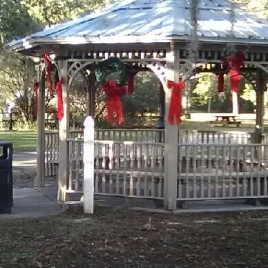 Floral City Christmas decorations